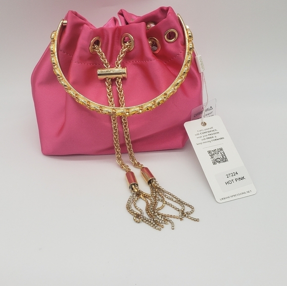 1763- Urban Expression Pink Color Crossbody Bag NWT - Picture 3 of 7